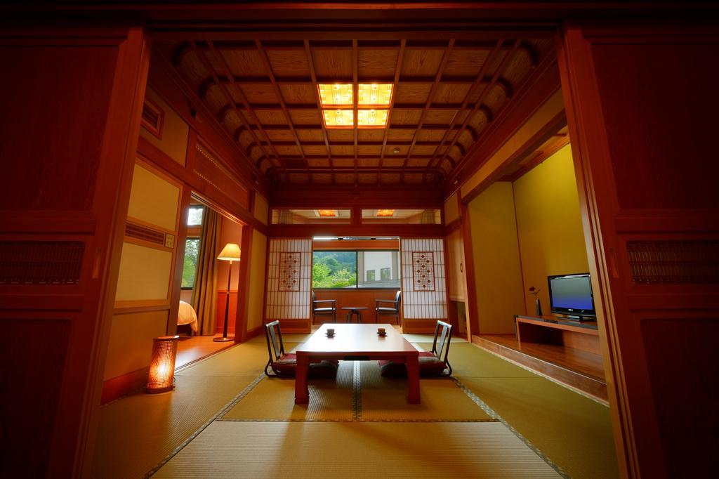 Yukaen Hotel Hanamaki Bagian luar foto
