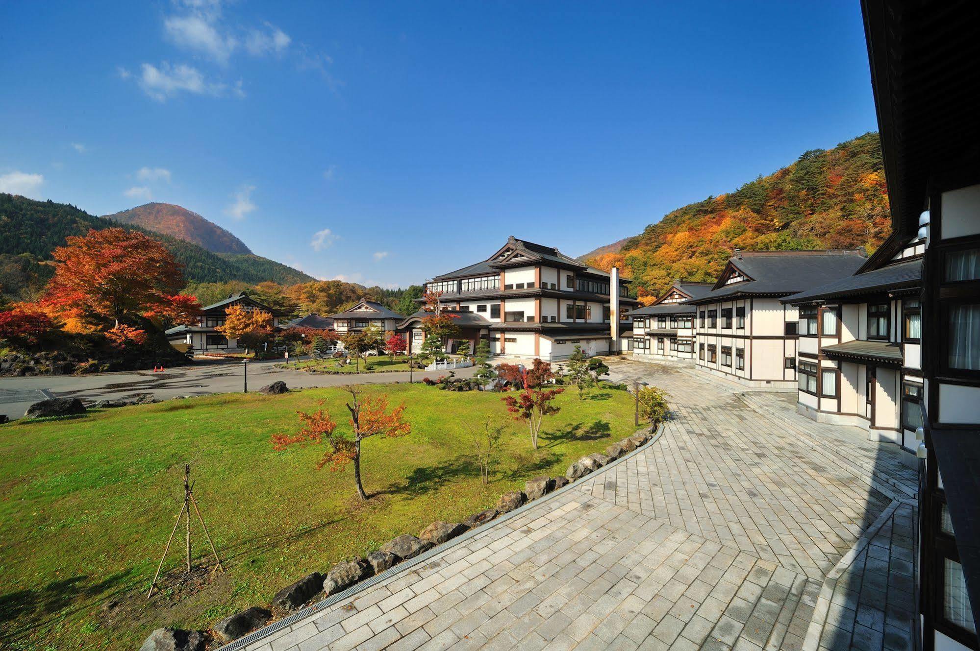 Yukaen Hotel Hanamaki Bagian luar foto